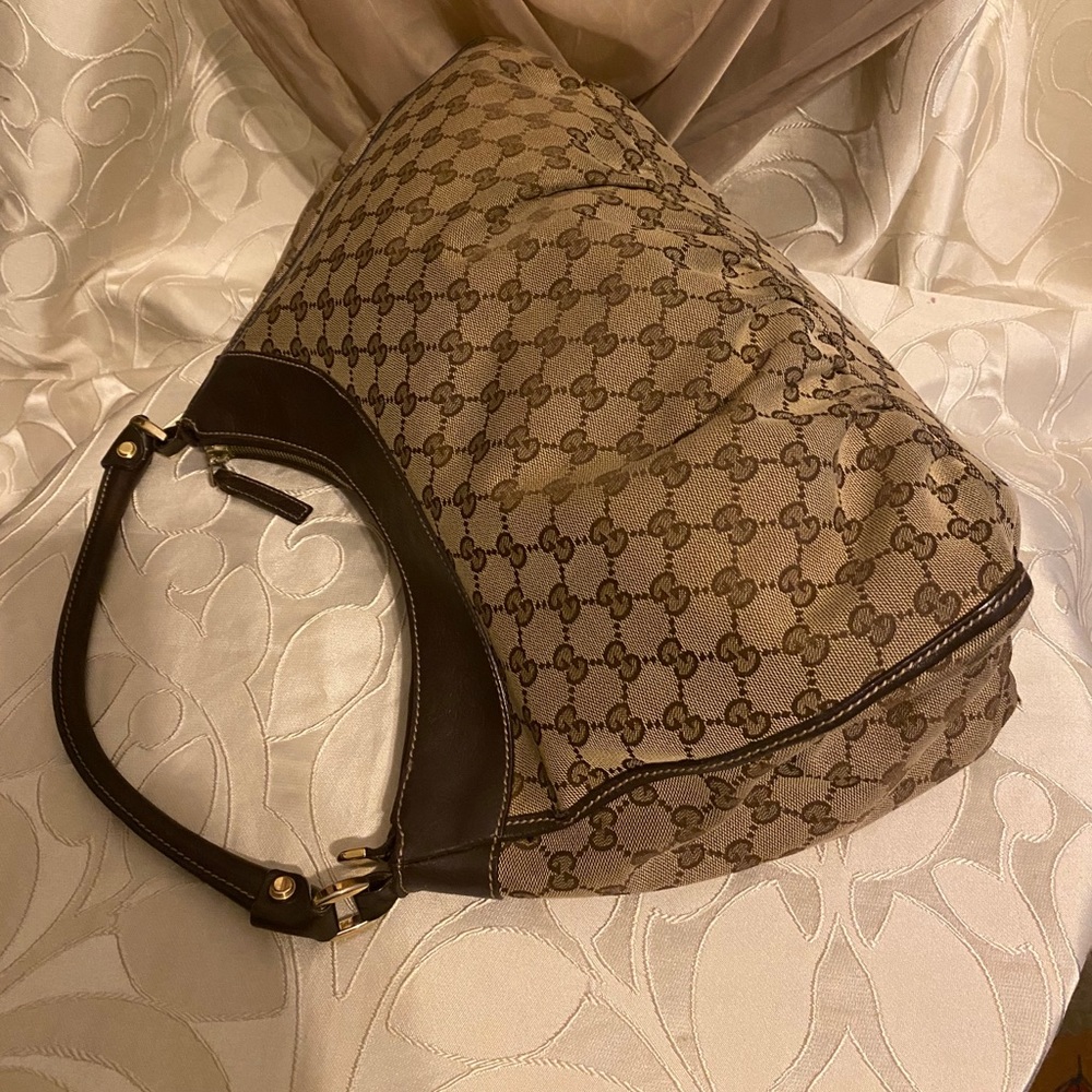 Authentic Gucci Key Ring Hobo - image 6